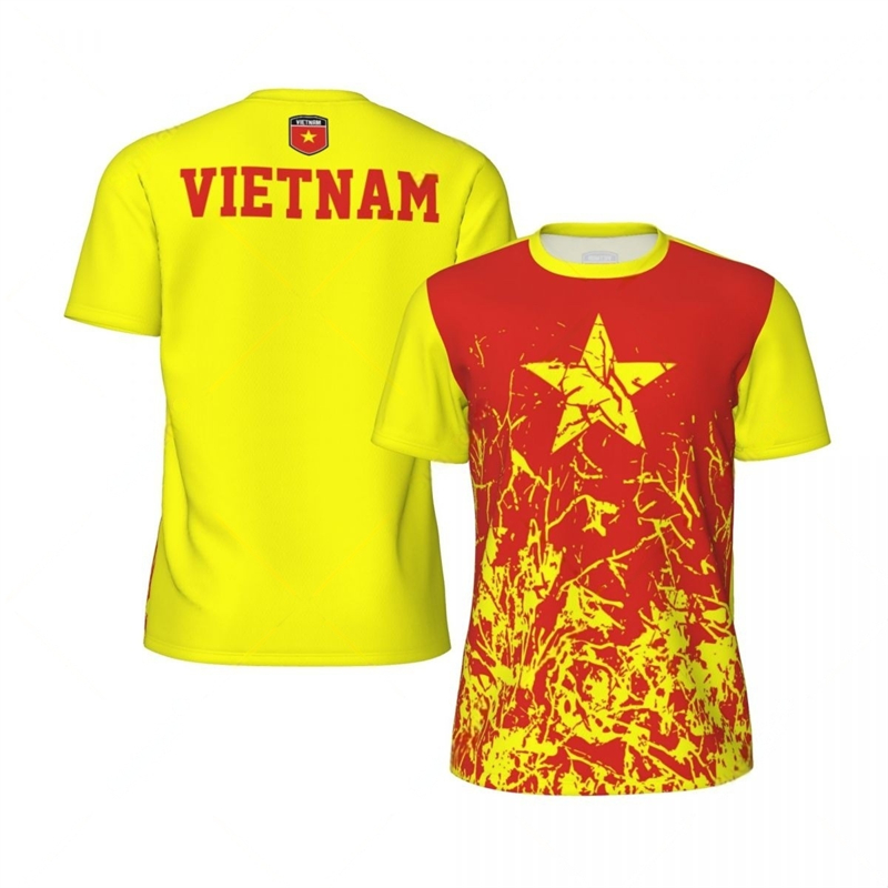เวียดนามธงกราฟิกฟุตบอลเสื้อ T  - Badminton Vietnam บทวิจารณ์และราคา